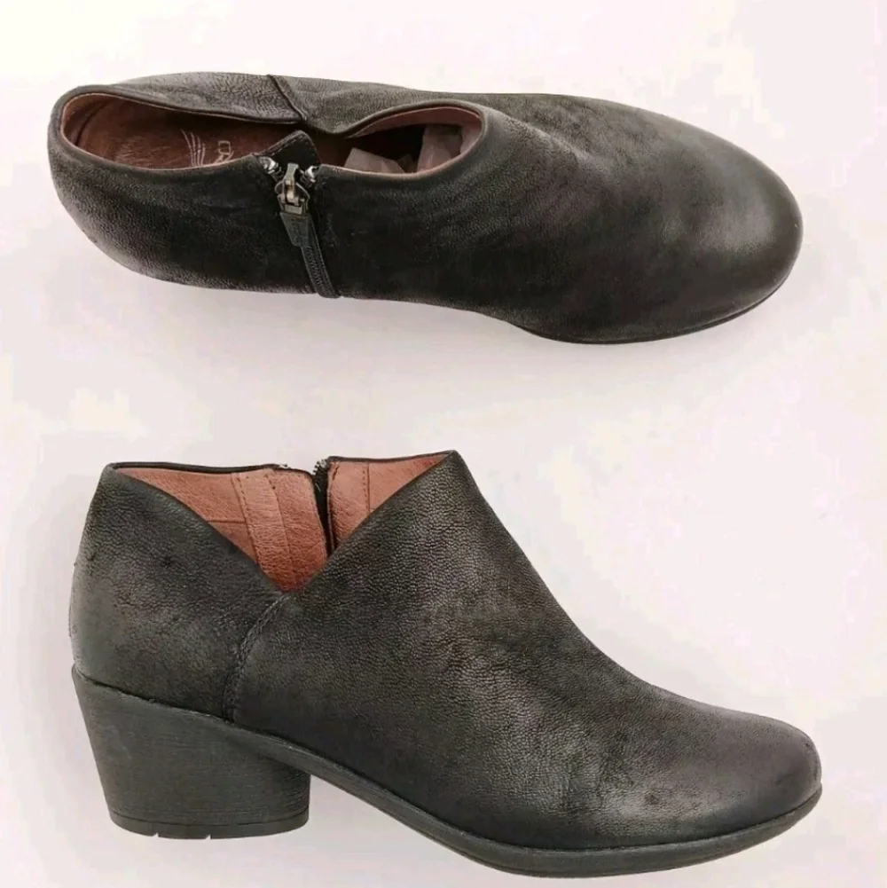 Dansko Raina Black Leather Bootie Ankle Boot